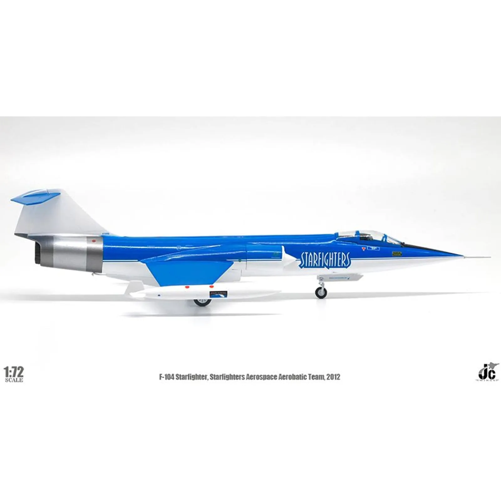 1/72 F104 STARFIGHTER   STARFIGHTER AEROSPACE AEROBATIC TEAM   2012