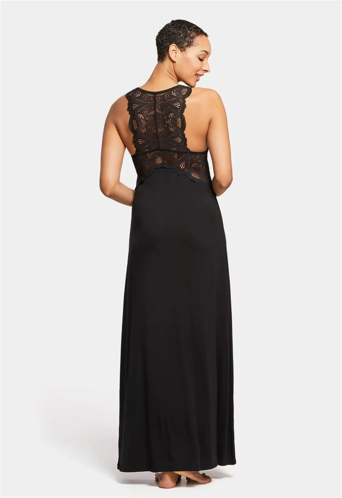 Belle Époque Lace T-Back Gown