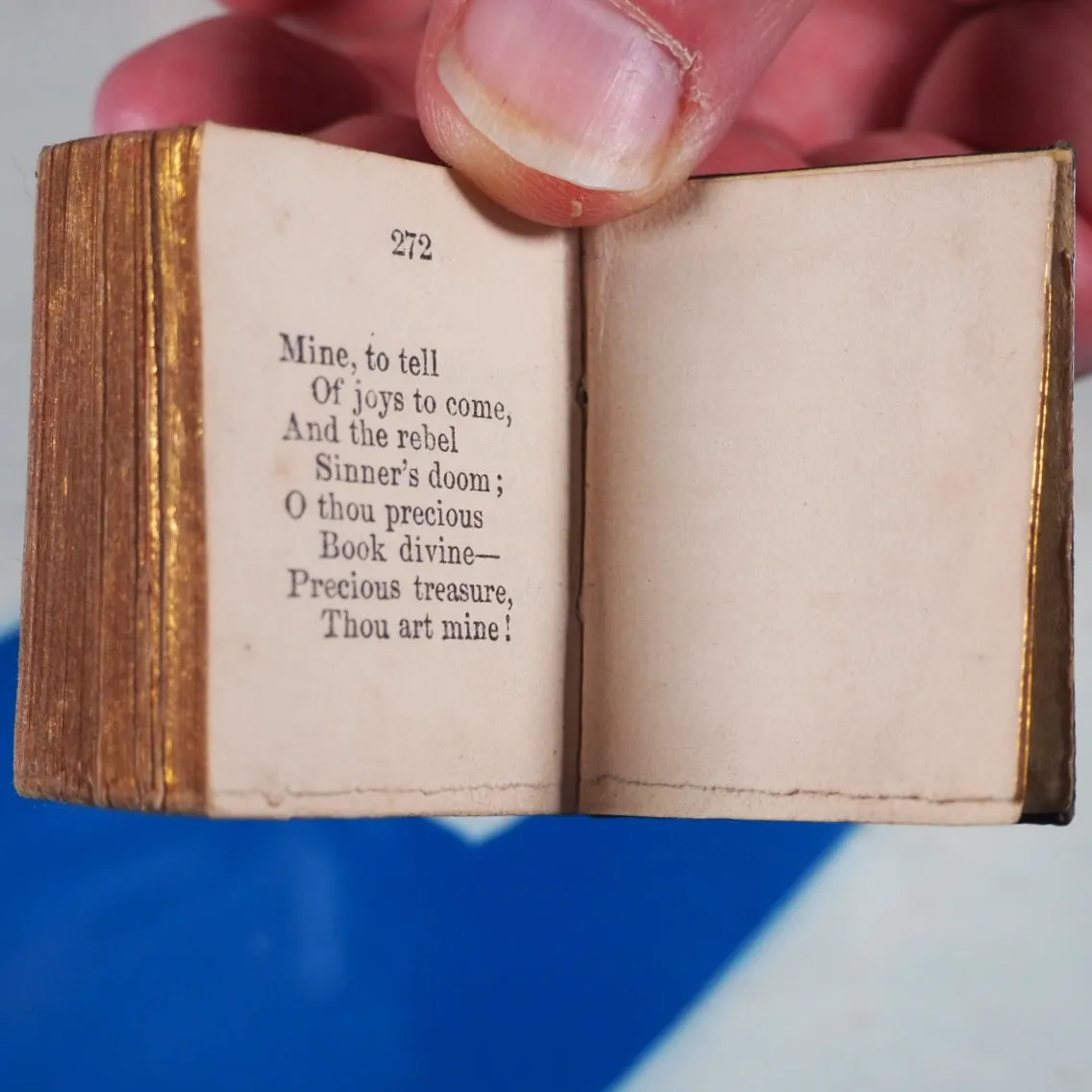 Bible in Miniature or a Concise History of both Testaments. >>MINIATURE BOOK/THUMB BIBLE<< Publication Date: 1845 CONDITION: VERY GOOD