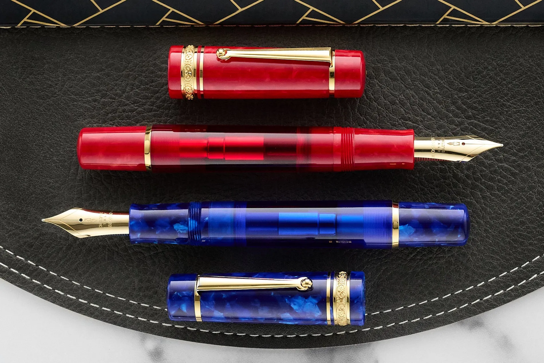 Delta DV Original Mid-Size Fountain Pen - Imperial Blu (Limited Edition)