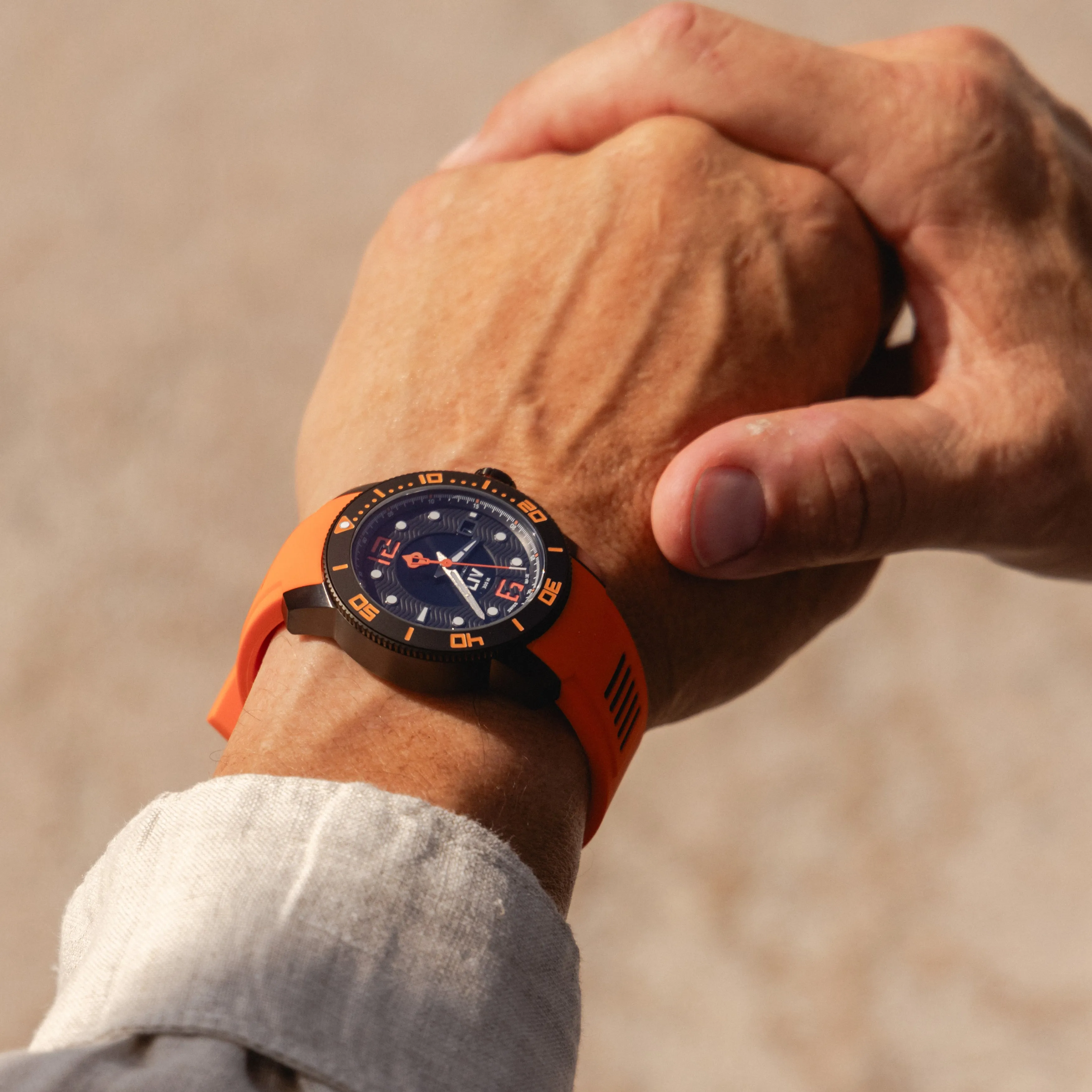 GX-Diver's 41mm Signature Orange