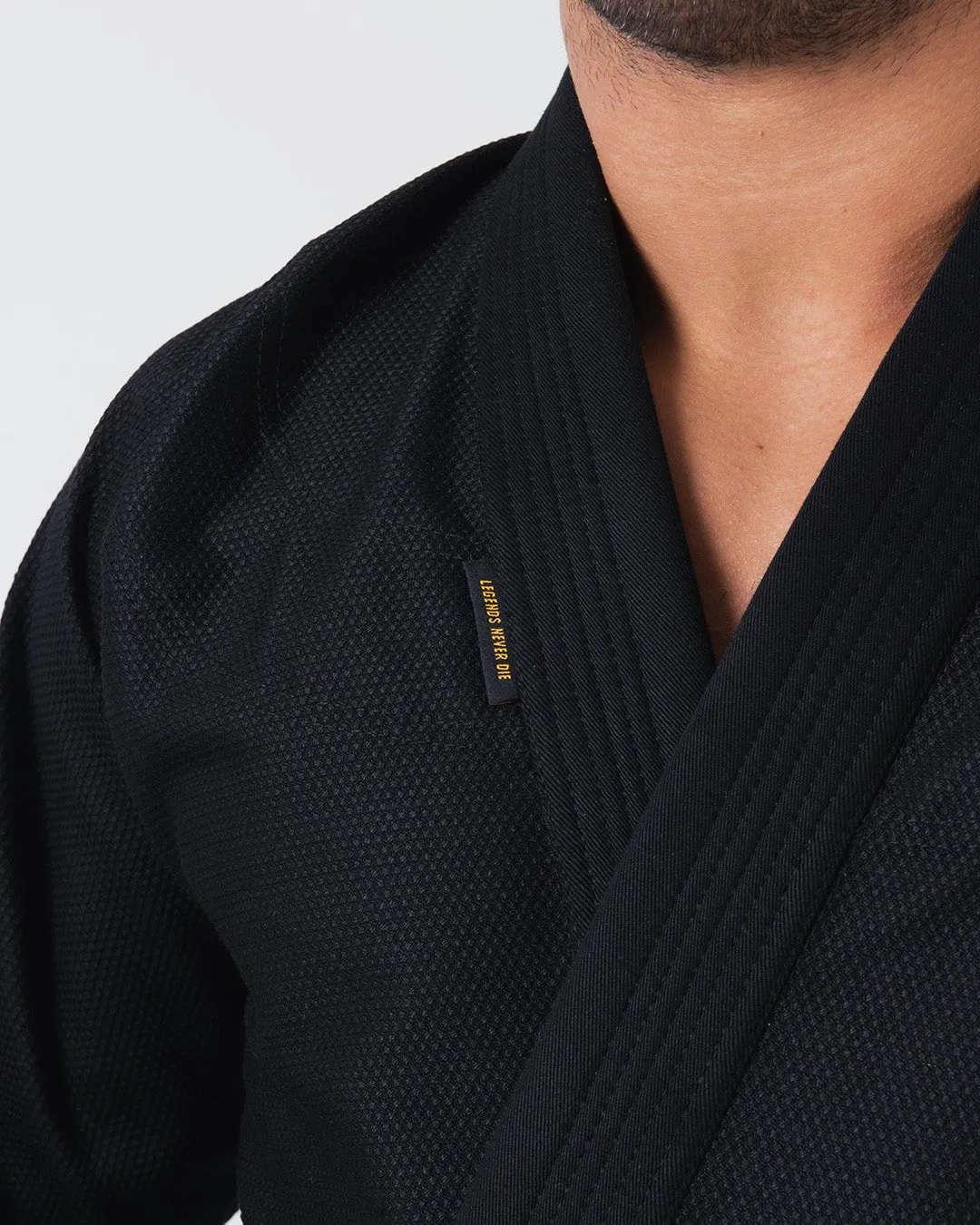 Limited Edition - Legends Never Die Gi