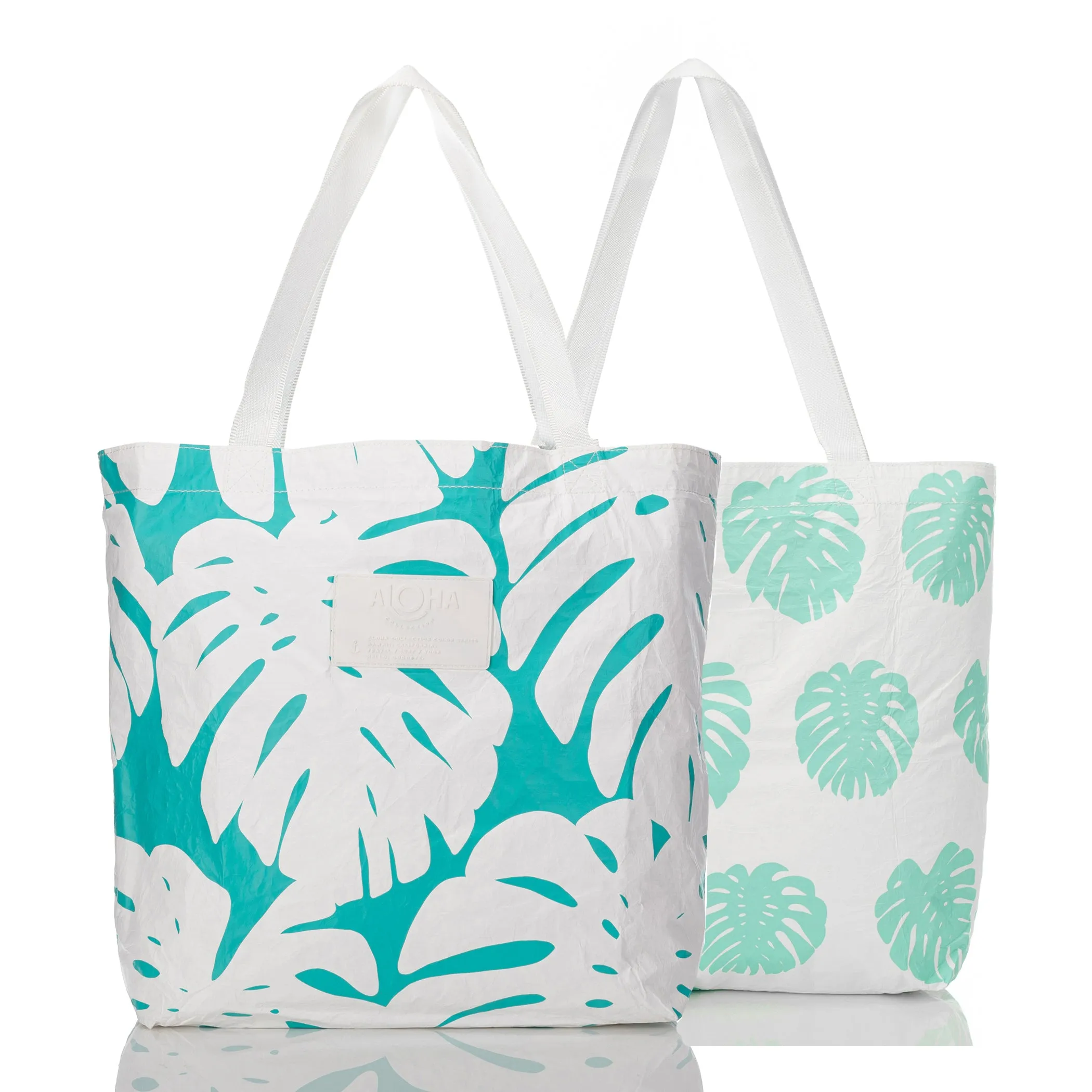 Manoa Reversible Tote / Ocean