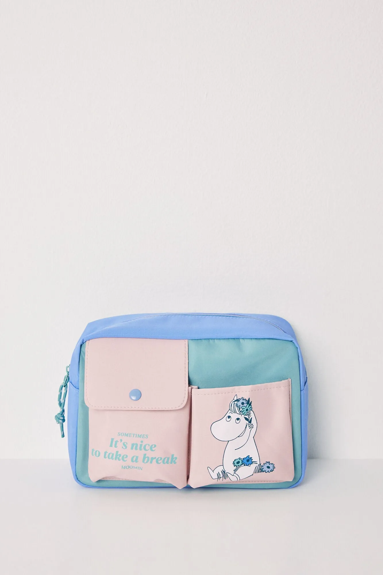 Moomin color block medium toiletry bag