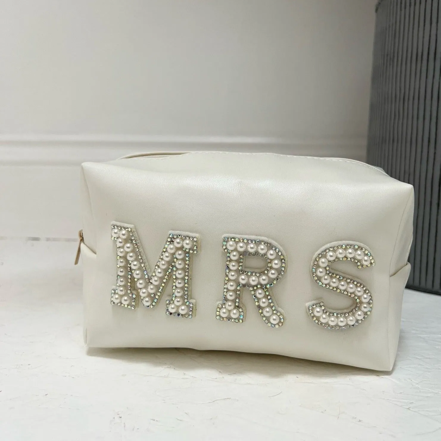 Mrs Pearl Letters Cosmetic Bag