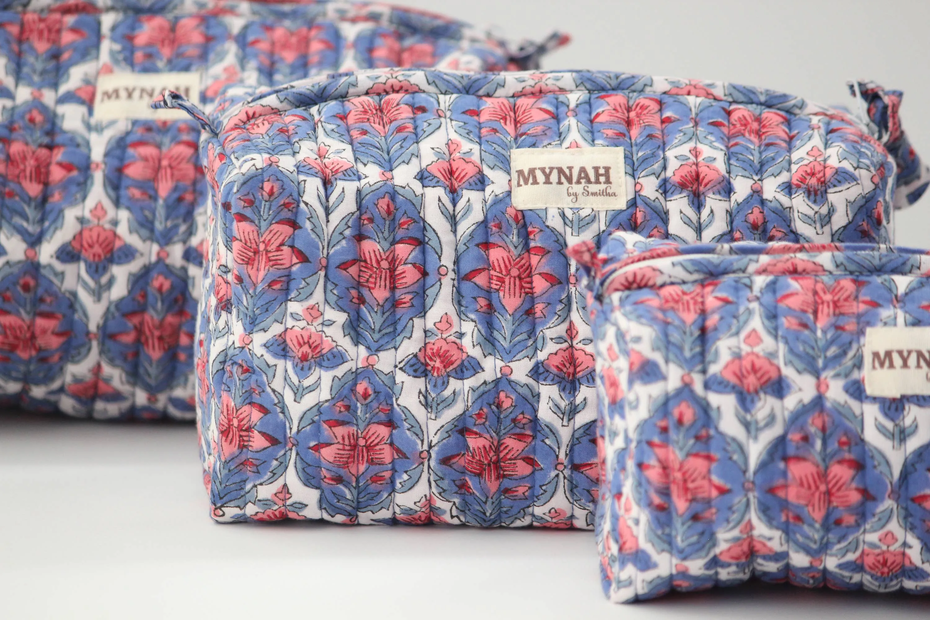 Nantucket Floral Print Travel Cosmetic Bag