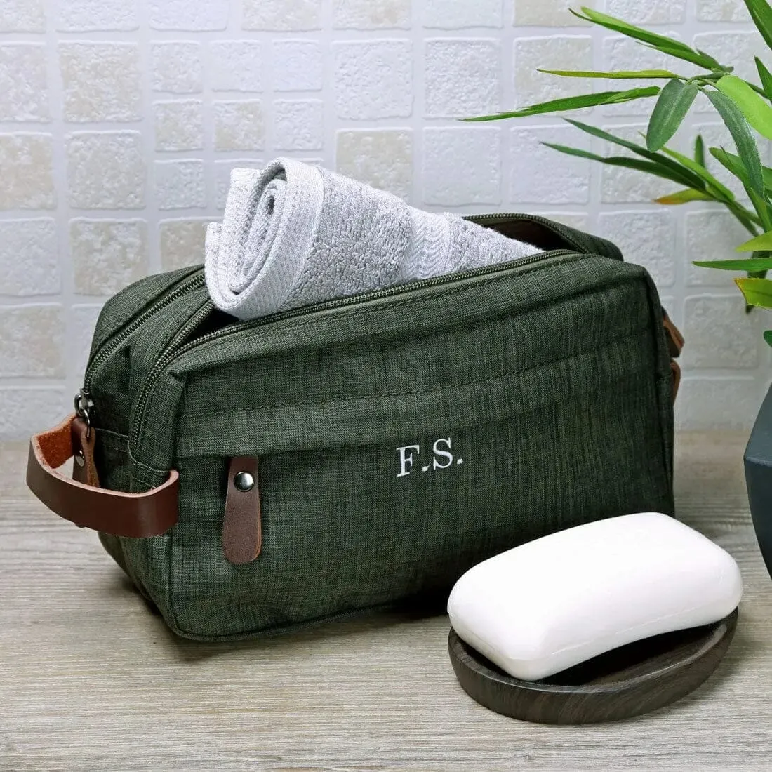 Premium Collection, Splash Proof Wash Bag