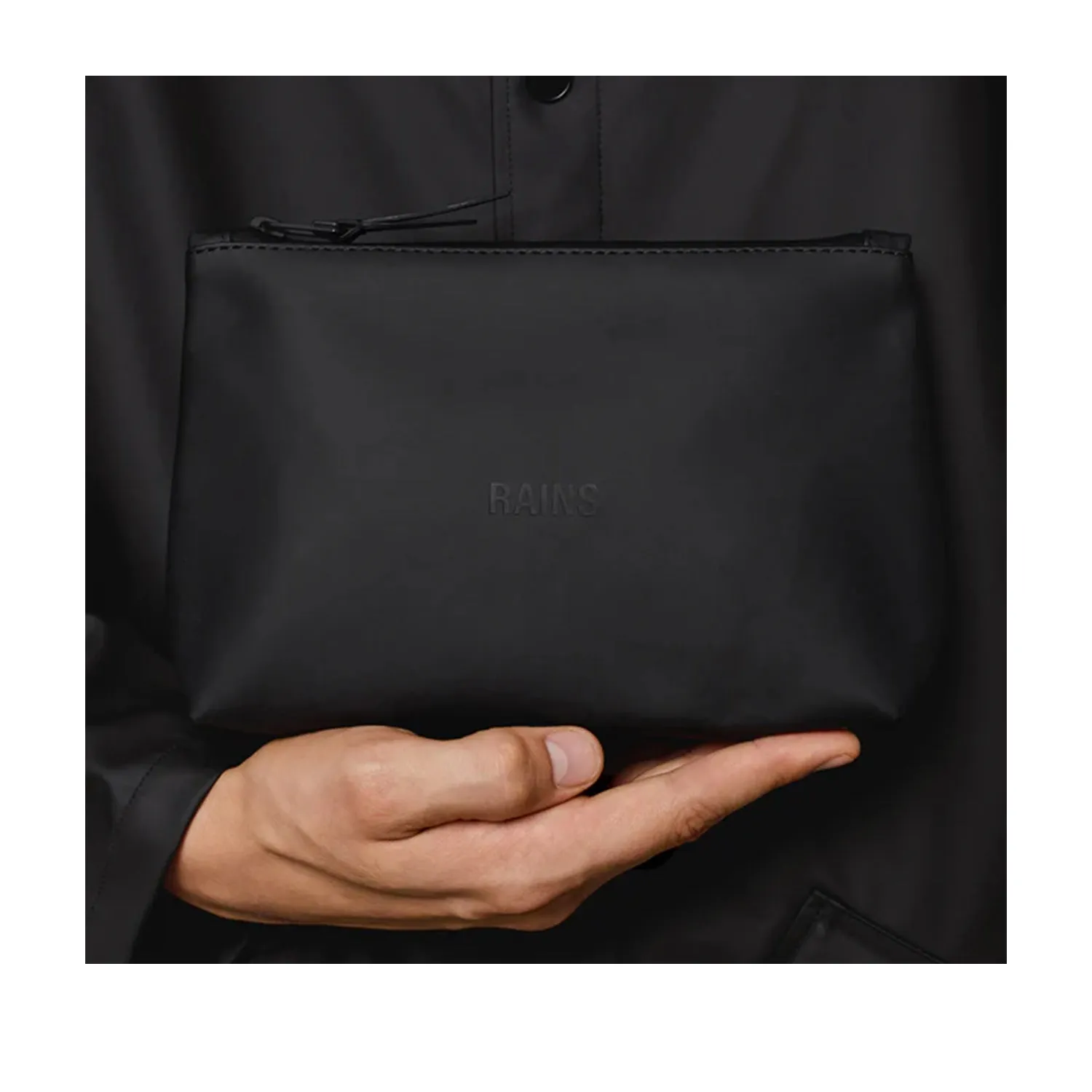 Rains Cosmetic Bag W3 in Black