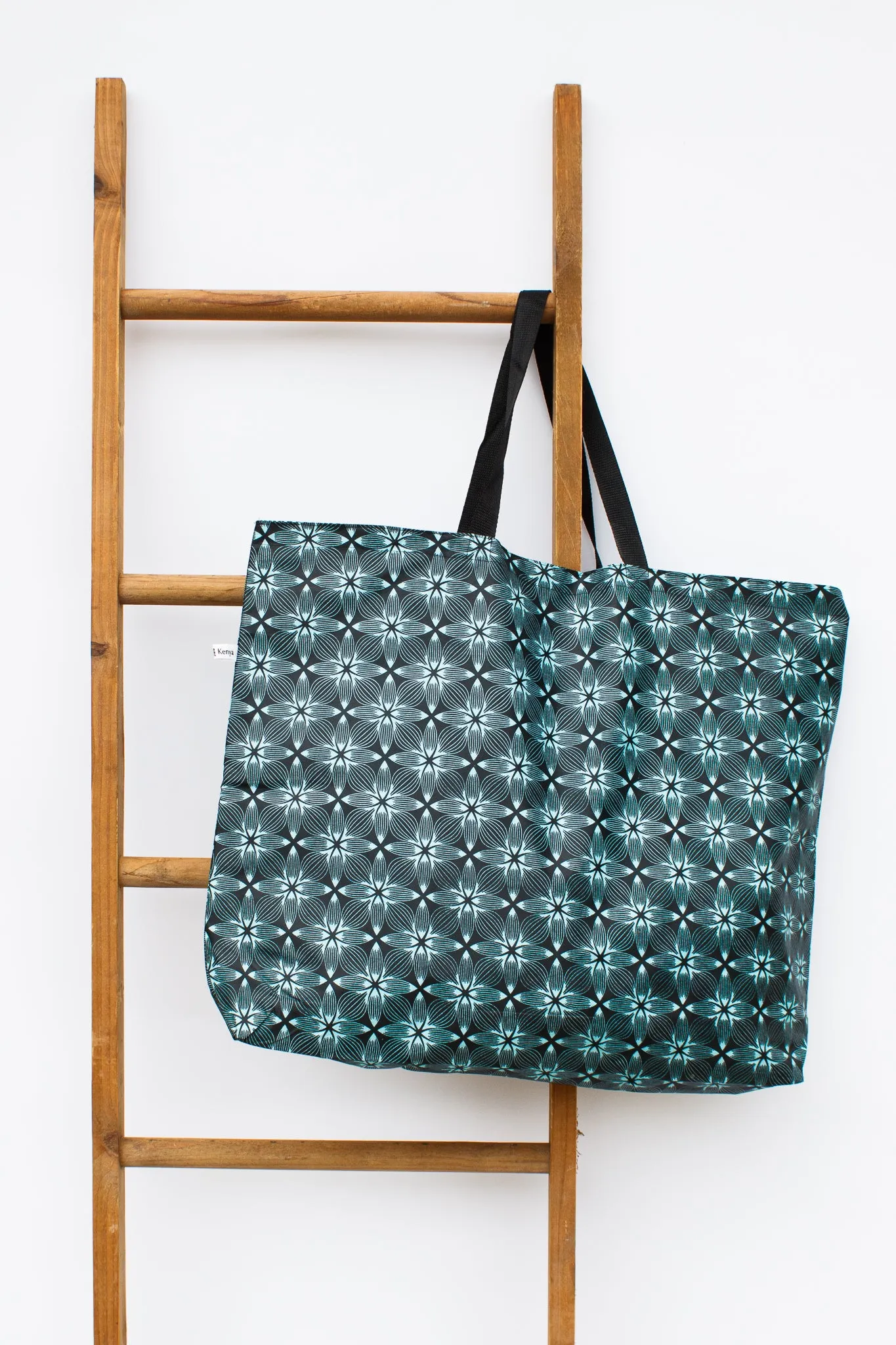 Reversible Market Tote, Sand Dollar