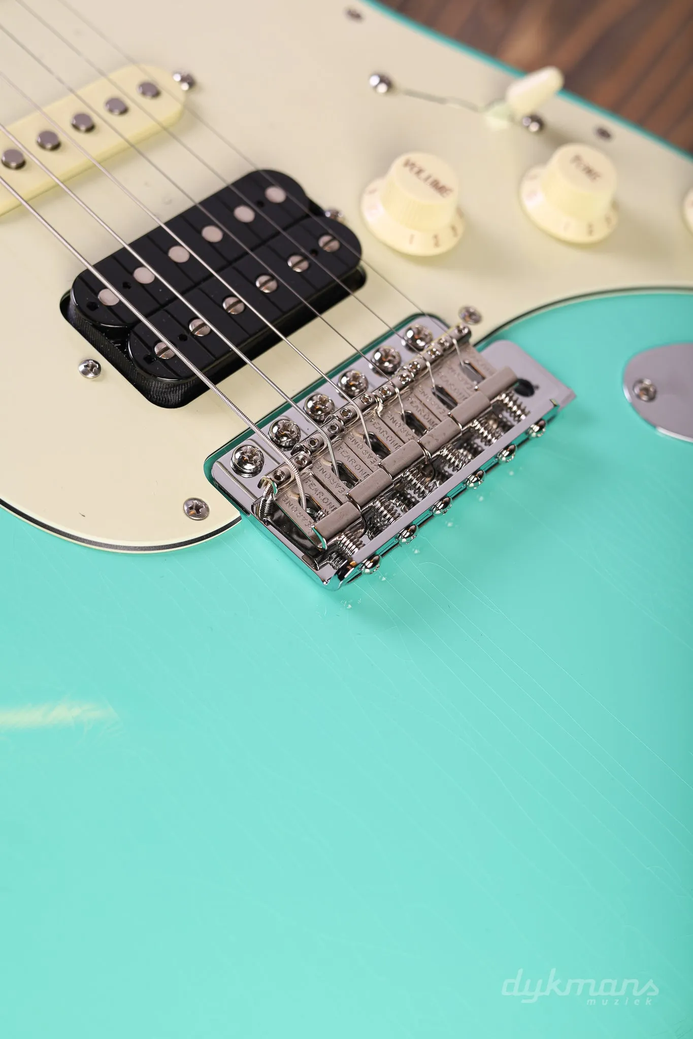 Suhr Classic S Antique Limited Edition Seafoam Green